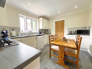 Photo 26- click for photo gallery